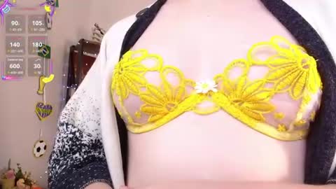 elise_nyx online show from 06-13-26, 12:47