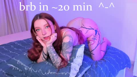 Snapshot of elisetattoo chatting on 02-26-25, 12:38 inst fansly Elisebuns online show from 02-26-25, 12:38