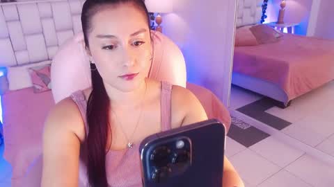 ELISE online show from 04-22-26, 03:20