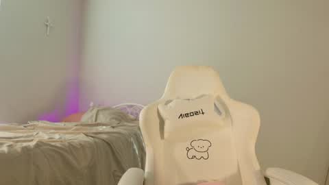 eli 3 online show from 07-09-26, 11:31