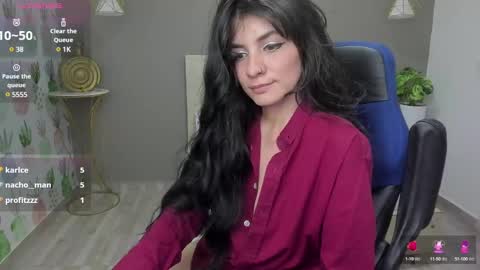 Snapshot of elissa_iris chatting on 12-28-24, 10:44 E L I S S A online show from 12-28-24, 10:44