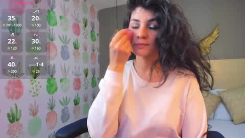 Snapshot of elissa_iris chatting on 01-09-25, 07:08 E L I S S A online show from 01-09-25, 07:08