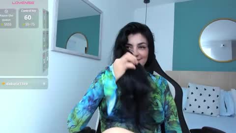 Snapshot of elissa_iris chatting on 03-06-25, 02:19 E L I S S A online show from 03-06-25, 02:19