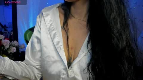 E L I S S A online show from 04-16-26, 02:12