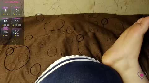 Eliss online show from 10-17-25, 06:05