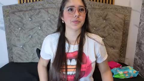 elisvega online show from 03-11-26, 02:17