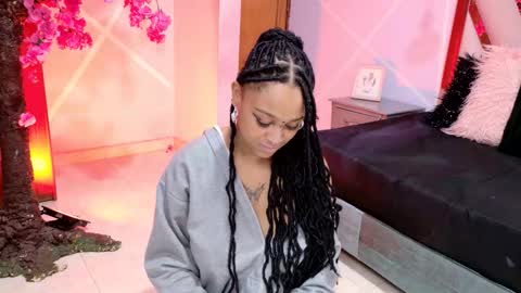 elit noa online show from 11-18-25, 07:29