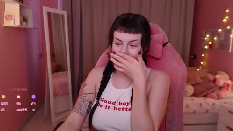 Ari online show from 12-01-25, 07:57