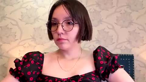 Eliza online show from 06-24-26, 05:12