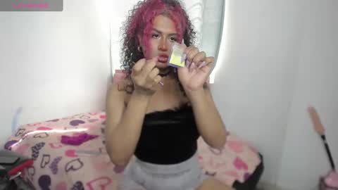 Snapshot of elizabeth_777 chatting on 02-22-25, 02:30 elizabeth_777 online show from 02-22-25, 02:30