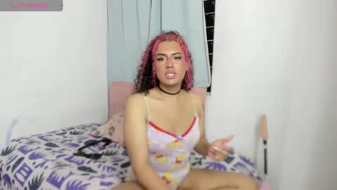 Snapshot of elizabeth_777 chatting on 02-25-25, 12:25 elizabeth_777 online show from 02-25-25, 12:25