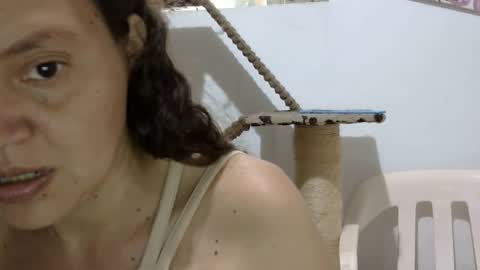 Elizabeth Martinez  online show from 03-08-25, 08:25