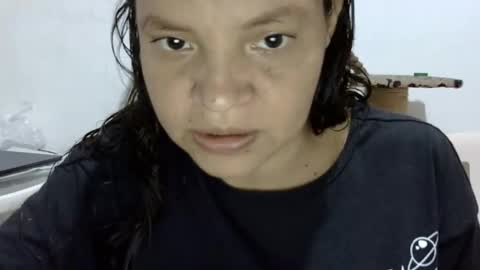 Elizabeth Martinez  online show from 03-10-25, 12:07