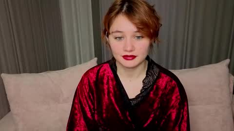 Snapshot of elizabeth_rready chatting on 03-19-26, 10:41 Elizabeth online show from 03-19-26, 10:41