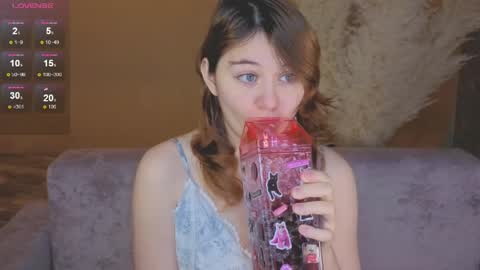 Snapshot of elizabeth_rready chatting on 05-18-26, 03:02 Elizabeth online show from 05-18-26, 03:02