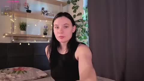 Elizabeth online show from 07-01-26, 01:18