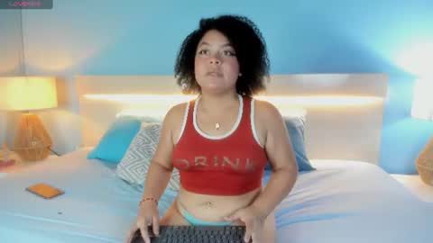 elizabethbloomm online show from 07-05-26, 03:56