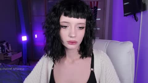 Snapshot of elizabethbritanny chatting on 02-14-26, 08:49 Adele online show from 02-14-26, 08:49