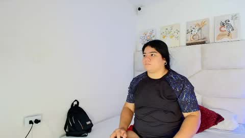 Eliza online show from 05-18-26, 12:22