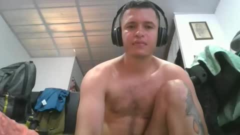 elkinjose182112 online show from 01-09-26, 07:04