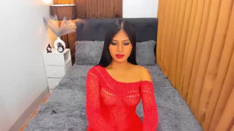 Ella online show from 12-28-24, 07:22