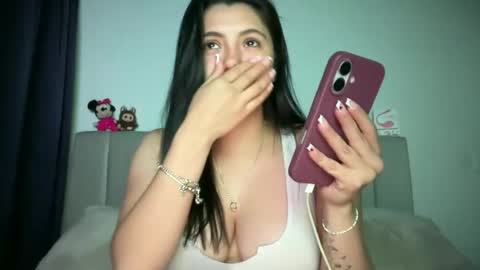 Ella  online show from 06-27-26, 05:45