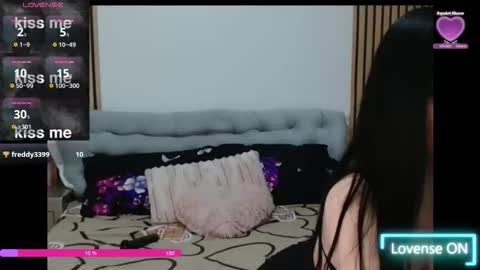 Chloe online show from 04-18-26, 09:15