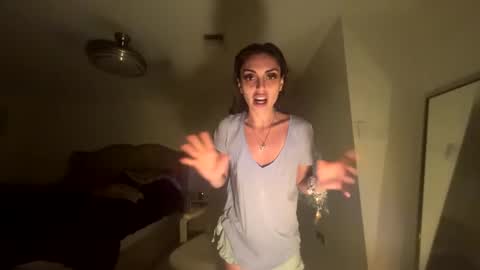 ella_ella_ella_ay online show from 11-26-25, 03:51