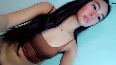 ella_walkerxxx online show from 05-25-26, 04:29