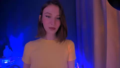 Snapshot of ellaamber chatting on 09-10-25, 11:49 ellaamber online show from 09-10-25, 11:49