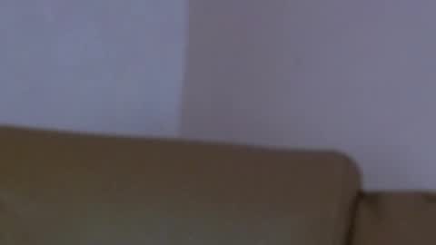 Ella online show from 05-04-26, 03:35