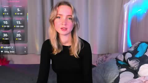 Ella online show from 11-07-25, 05:35