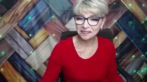 Snapshot of ellabonito chatting on 10-13-25, 11:21 EllaBonito online show from 10-13-25, 11:21