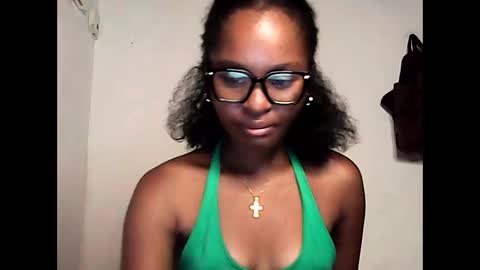 ellah245 online show from 04-20-26, 11:50