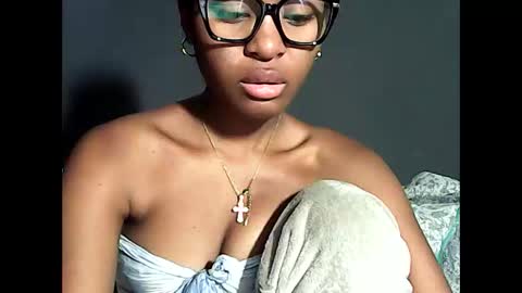 ellah245 online show from 05-24-26, 04:28