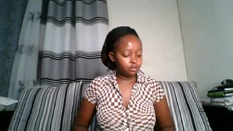 ellah-simone online show from 07-21-26, 12:57