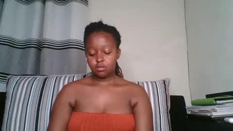 ellah-simone online show from 08-01-26, 01:38