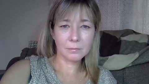 Snapshot of ellajohnsonx chatting on 10-05-25, 11:08 ellajohnsonx online show from 10-05-25, 11:08