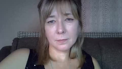 Snapshot of ellajohnsonx chatting on 10-10-25, 04:06 ellajohnsonx online show from 10-10-25, 04:06