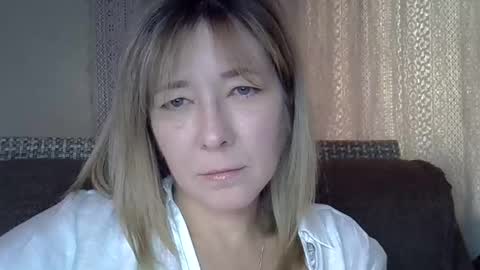 Snapshot of ellajohnsonx chatting on 10-18-25, 11:55 ellajohnsonx online show from 10-18-25, 11:55