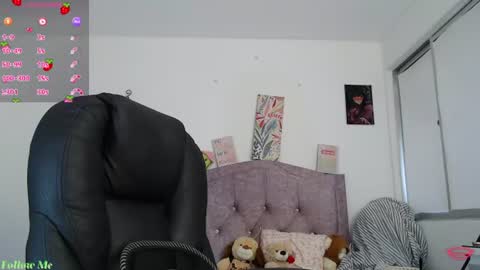 Ella Amoneth online show from 06-13-26, 10:18
