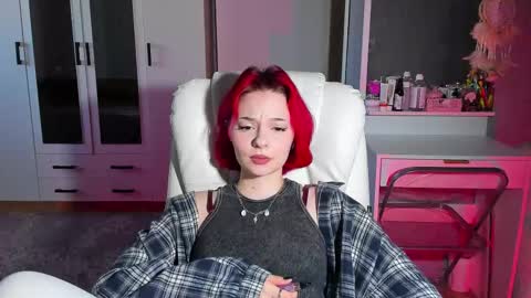 ellales online show from 09-21-25, 07:54