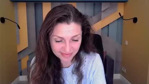 Snapshot of ellalongs chatting on 10-29-25, 12:40 EllaLongs online show from 10-29-25, 12:40