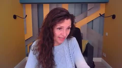 EllaLongs online show from 05-05-26, 11:29