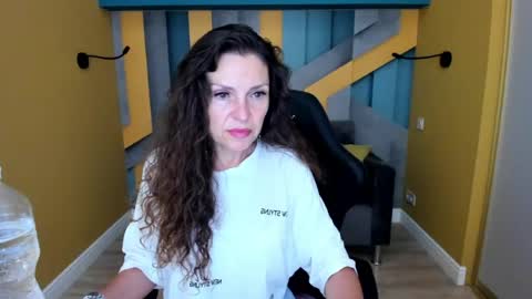 EllaLongs online show from 07-31-26, 11:42