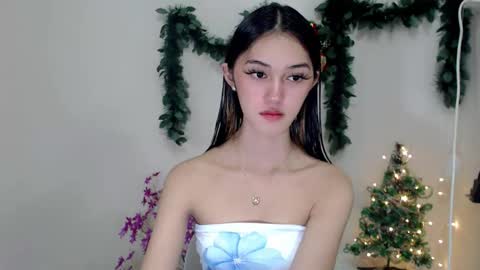 Snapshot of ellamiller69 chatting on 09-09-25, 11:37 ELLA online show from 09-09-25, 11:37