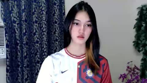 Snapshot of ellamiller69 chatting on 09-12-25, 08:20 ELLA online show from 09-12-25, 08:20