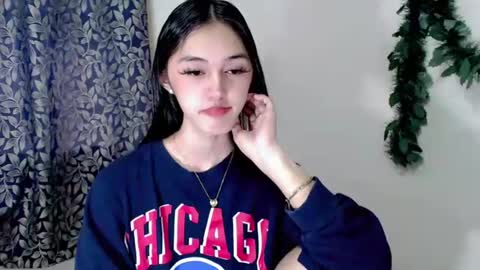 Snapshot of ellamiller69 chatting on 10-09-25, 10:30 ELLA online show from 10-09-25, 10:30