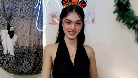 Snapshot of ellamiller69 chatting on 10-31-25, 11:06 ELLA online show from 10-31-25, 11:06