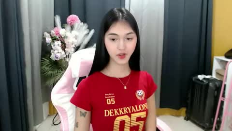 ELLA online show from 03-22-26, 01:36